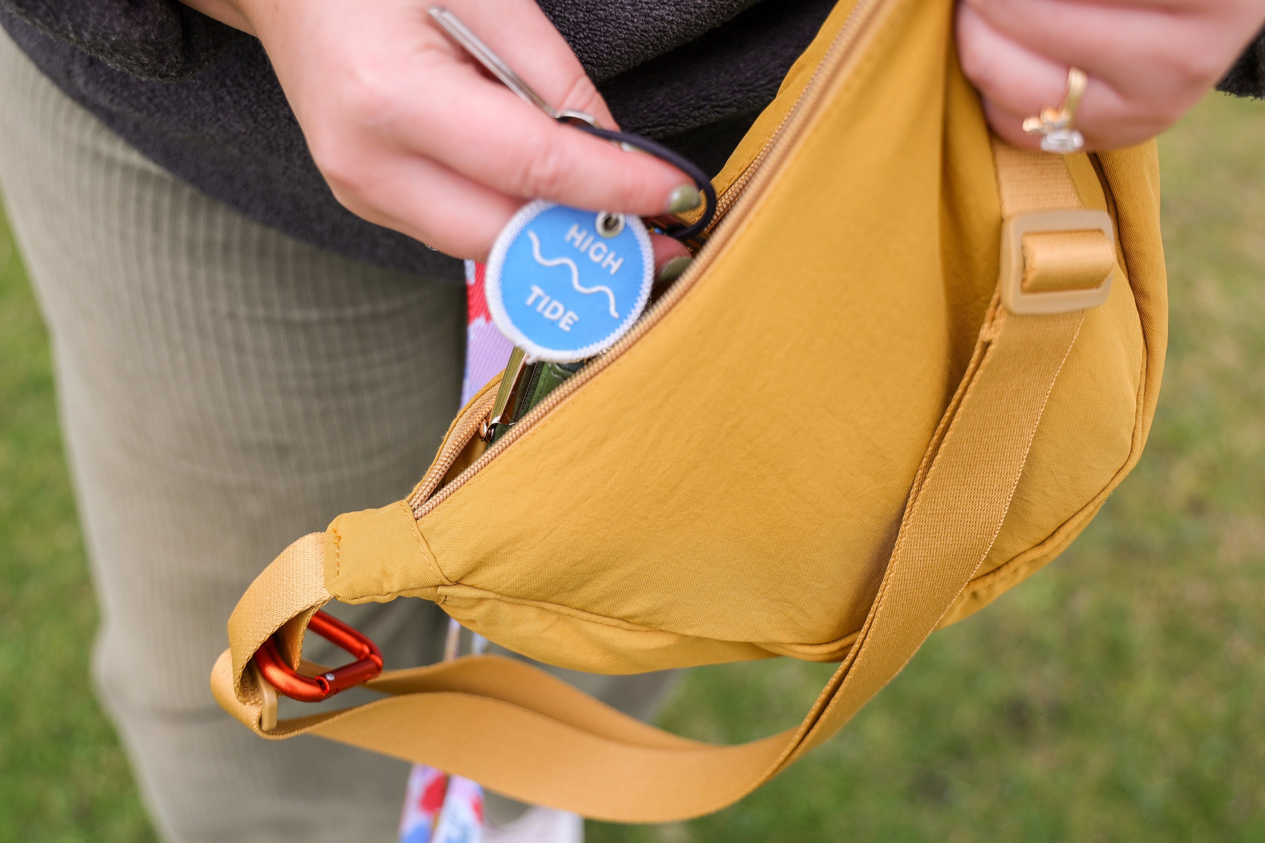 Luna Sling Bag