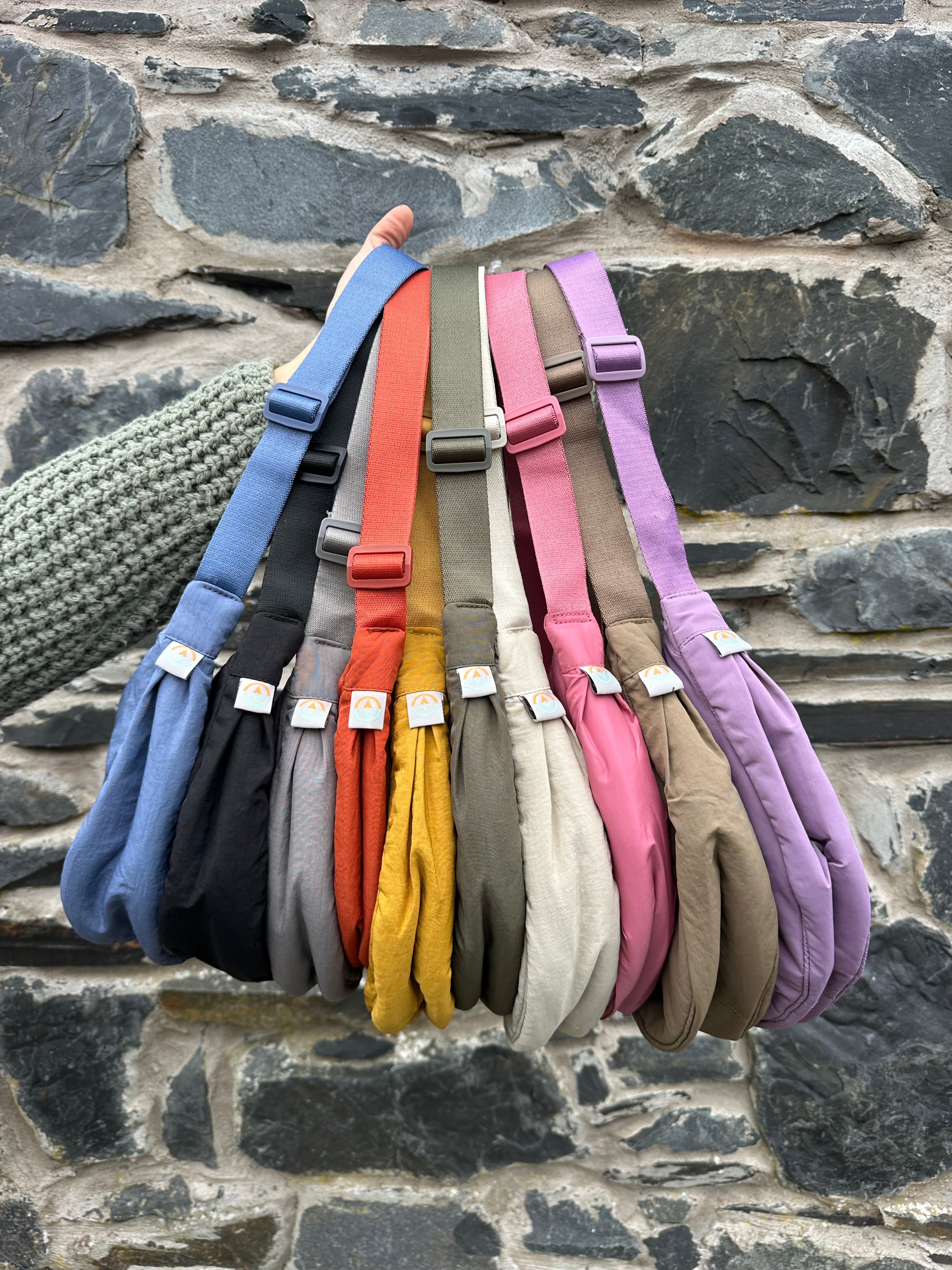 Luna Sling Bag