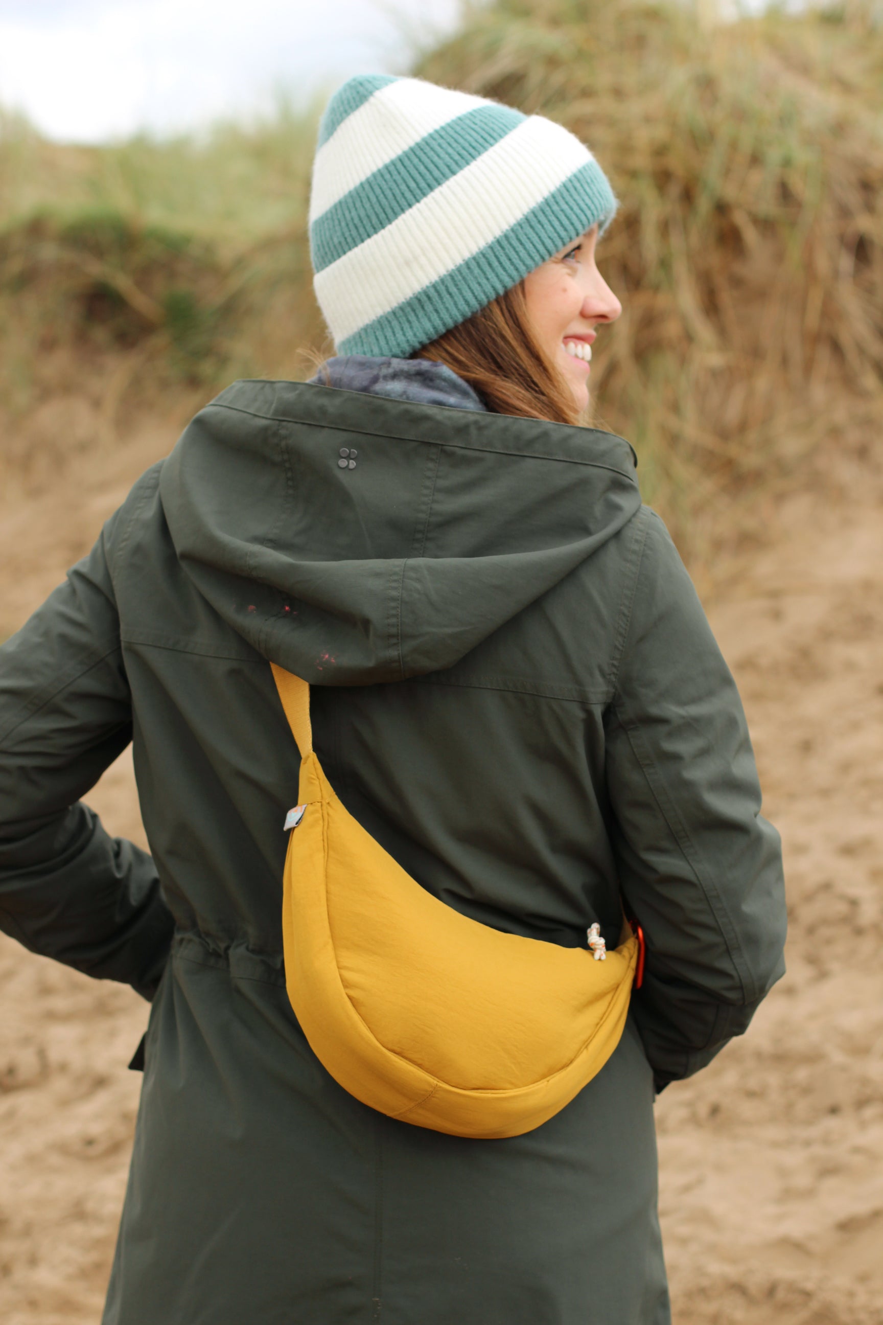 Luna Sling Bag