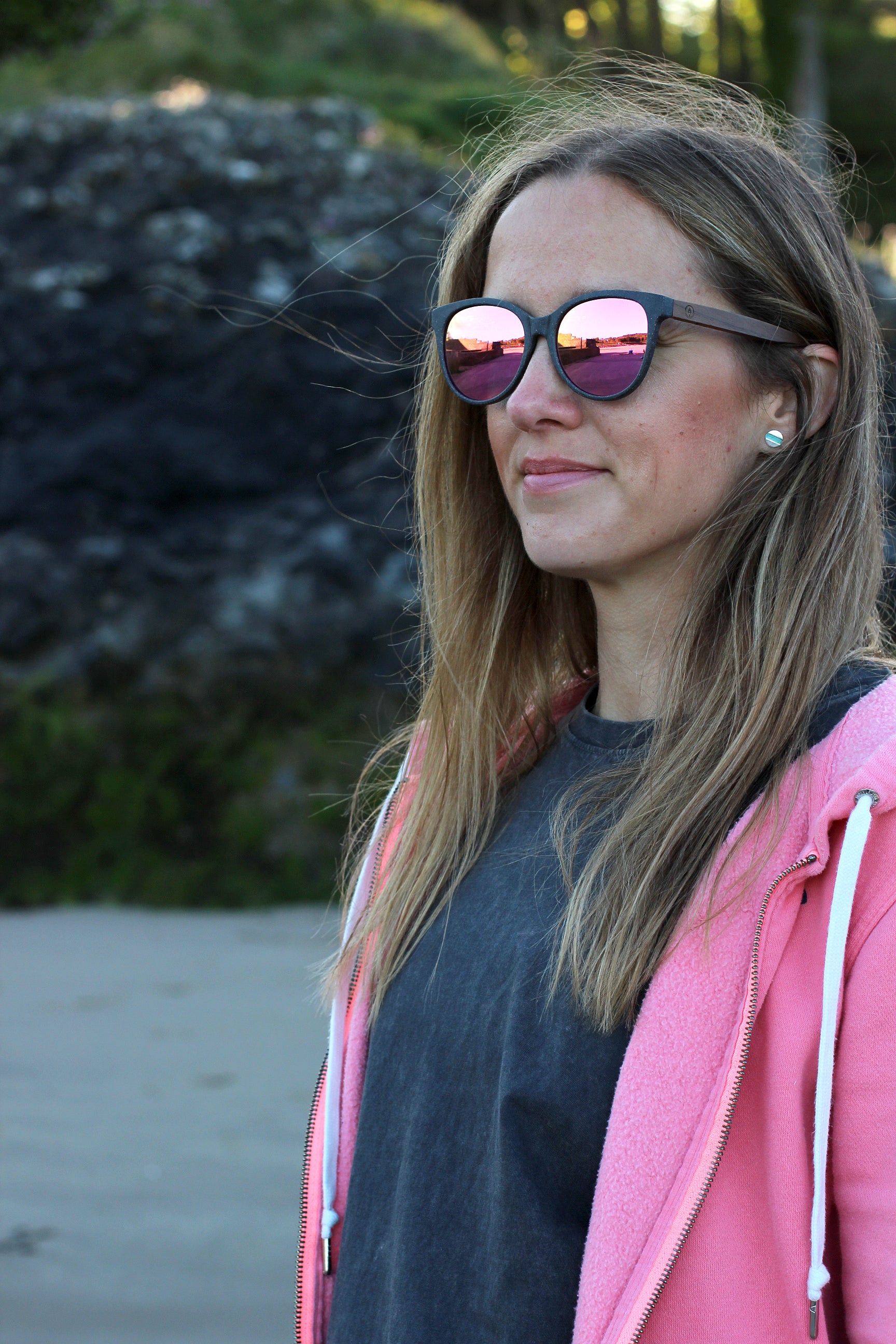 TNLSUNNIES33_77259449-b940-4de8-9b9b-7457e9fcd7eb.jpg