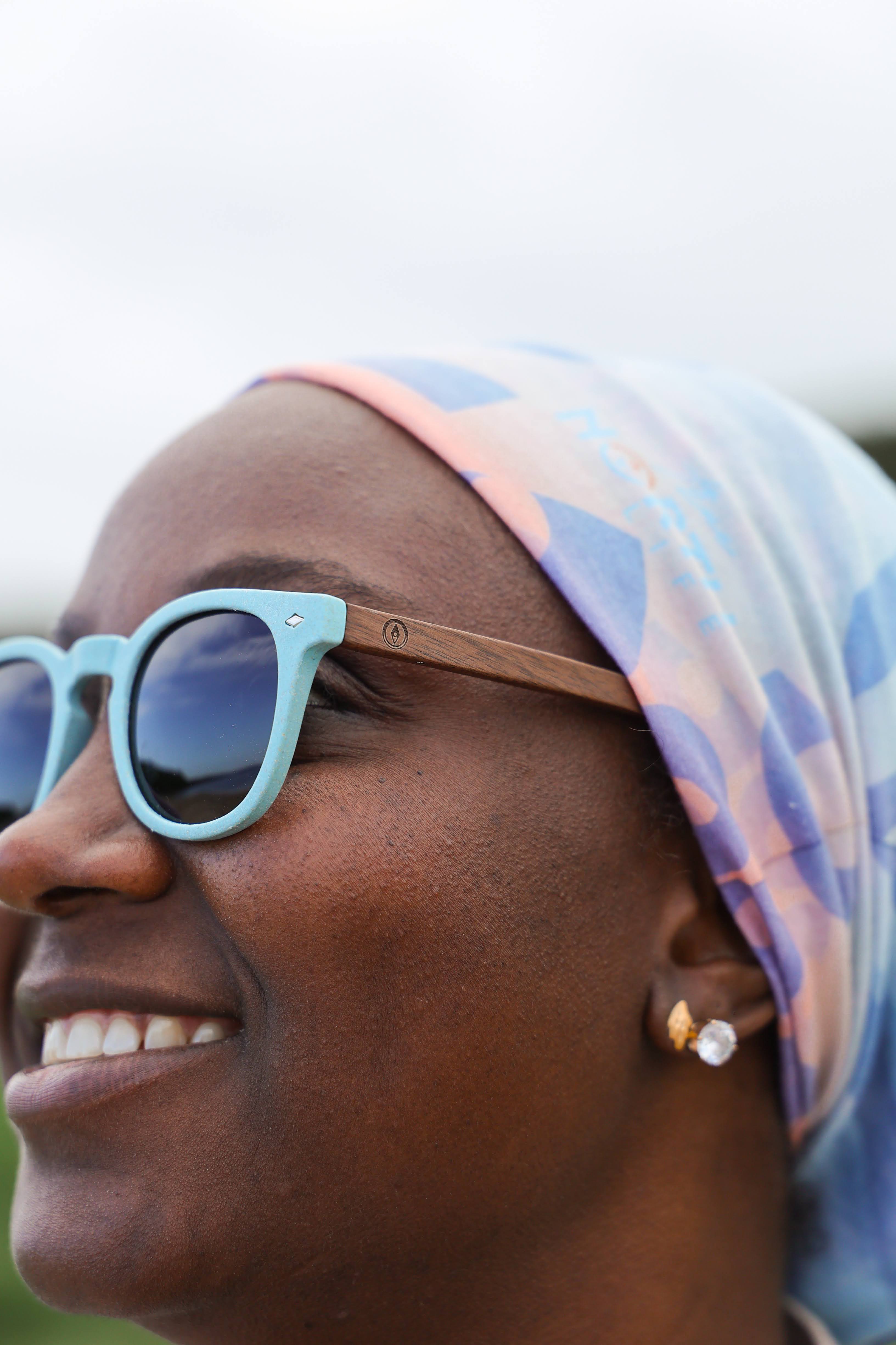 Made with a sustainable speckled wheatstraw frame with walnut wood temples, it's lightweight and comfortable. Fitted with UV400 polarised lenses. Our large child/teen/small adult frame and provides a neater fit without compromising on eye protection.