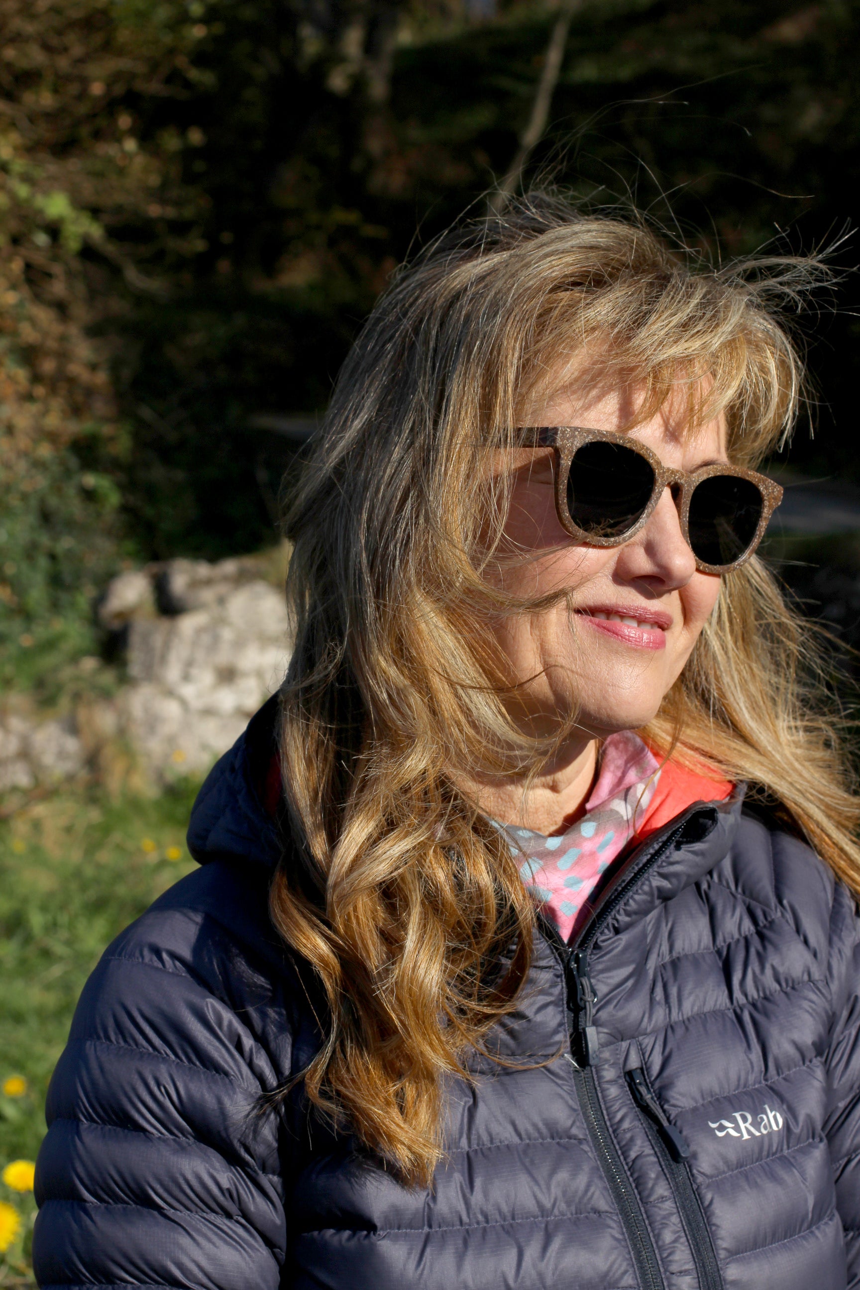 Made with a sustainable speckled wheatstraw or coffee residue frame and walnut wood temples, it's lightweight, comfortable and eco-friendly. Available in charcoal, olive green, coffee and mint frames and fitted with UV400 polarised lenses in smoke, mirrored rose pink and mirrored honey, they are a natural, biodegradable alternative to plastic sunglasses.