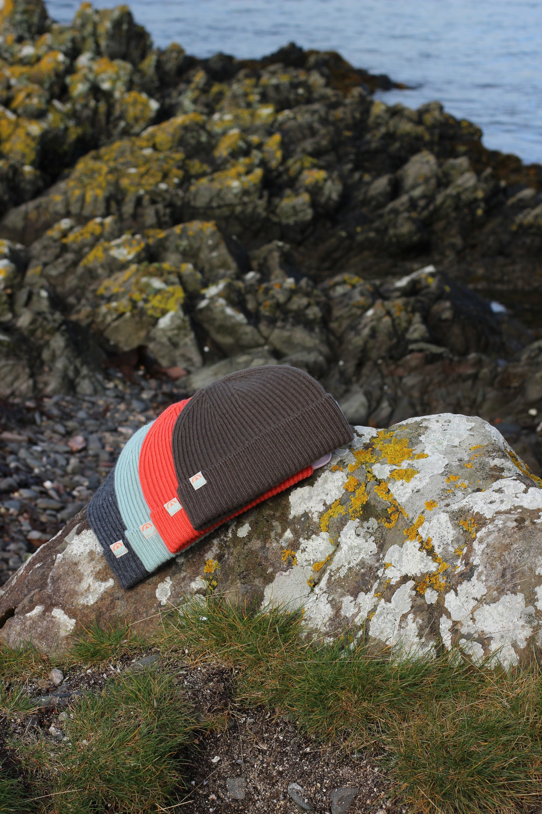 Malin Cashmere + Merino Mix Ribbed Beanie - Seaweed Green Brown